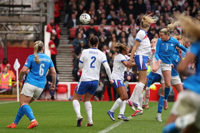 Sandra Jessen heads at goal