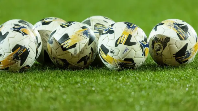 Dunfermline Athletic v Aberdeen (19:30)