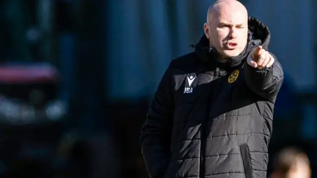 Dundee 0-0 Motherwell