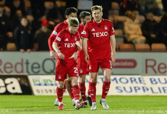 Dunfermline Athletic 2-0 Aberdeen