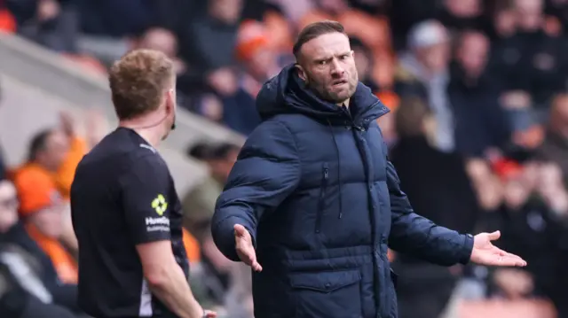 Blackpool manager Ian Evatt