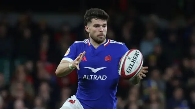 Matthieu Jalibert in action for France