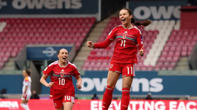 Hannah Cain celebrates