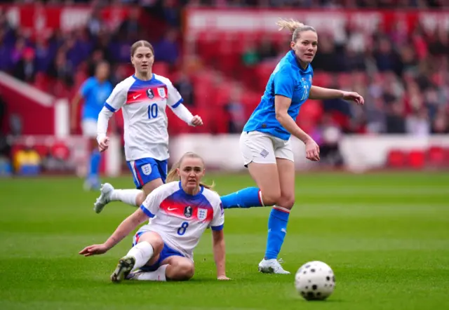 Georgia Stanway challenges
