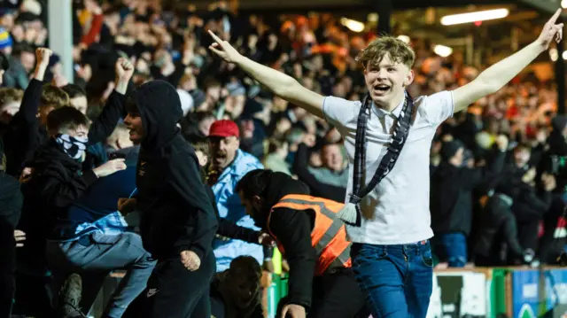 Dunfermline fans