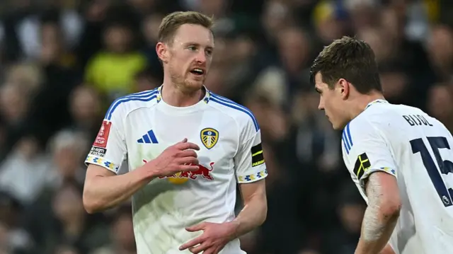 Longstaff celebrating