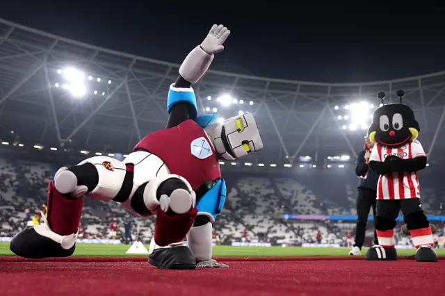 Mascots dance off