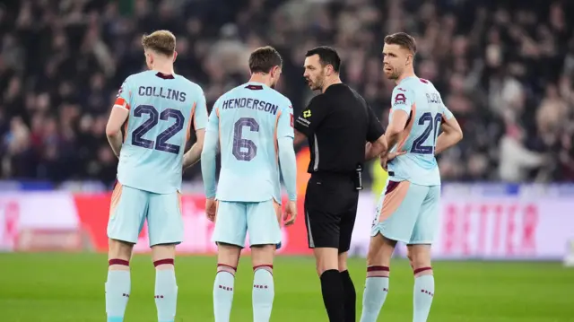 Brentford players appeal to the referee