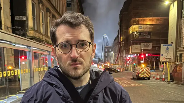 Paul Sweeney MSP at scene of fire in central Glasgow