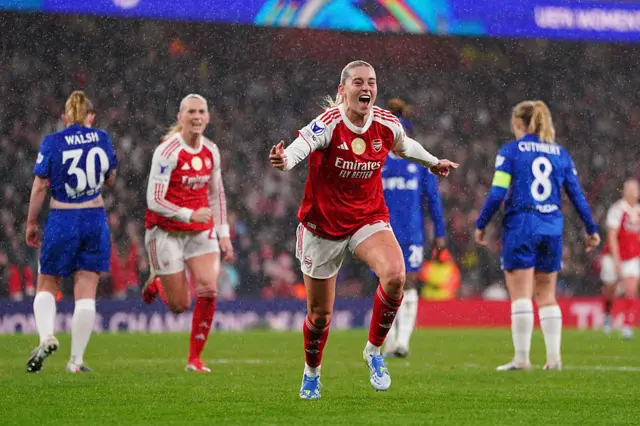 Alessia Russo of Arsenal celebrates a goal