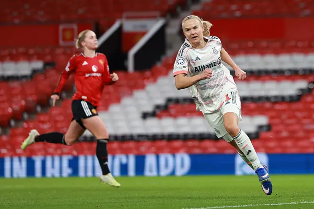 Pernille Harder of FC Bayern Munchen celebrates scoring her team's second goal