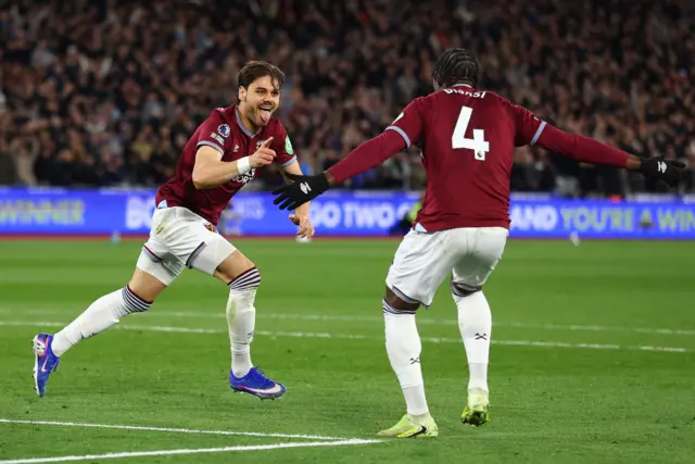 Mavropanos celebrates his second goal with Disasi