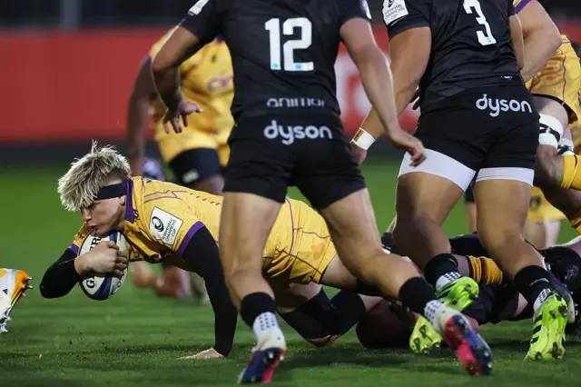 Henry Pollock scores