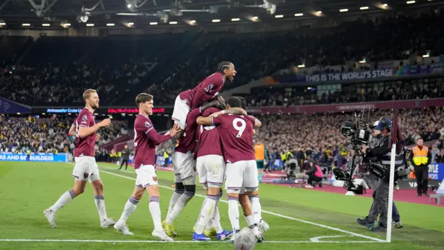 West Ham players celebrate a goal