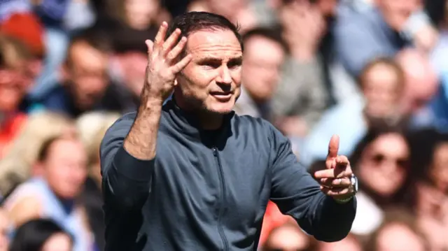 Frank Lampard looks frustrated