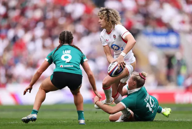 Ellie Kildunne of England is tackled by Dannah O'Brien of Ireland