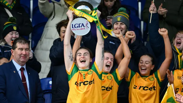 Donegal captain Roisin Rodgers lifts the cup at St Tiernach's Park