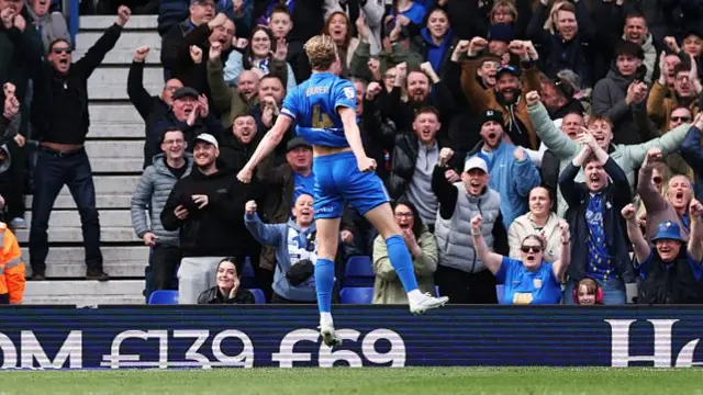 Christoph Klarer celebrates his goal