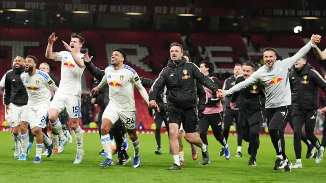Leeds players celebrate