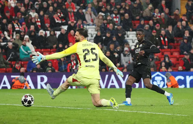 Ousmane Dembele of Paris Saint-Germain scores