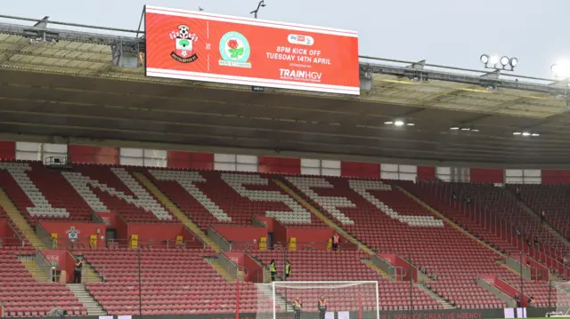 The scoreboard at St Mary's showing the badges of Southampton and Blackburn
