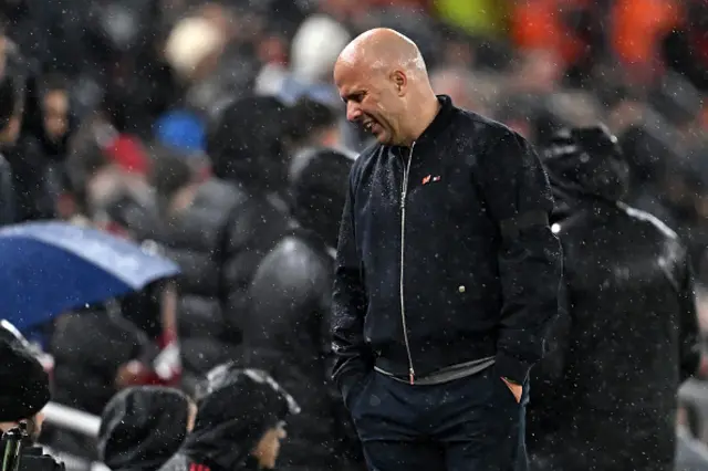 Arne Slot reacts after conceding the teams first goal