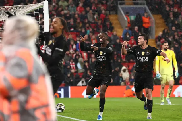 Paris Saint-Germain's French forward #10 Ousmane Dembele (C) celebrates