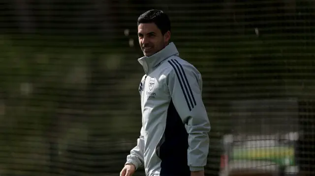 Mikel Artetta