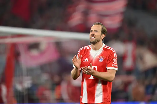 Harry Kane of FC Bayern München celebrates