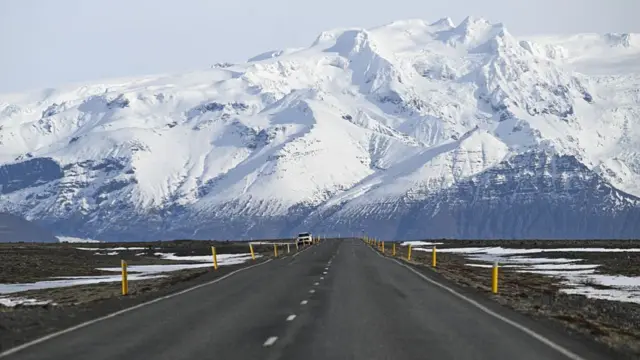 Iceland mountains