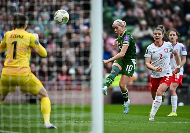 Denise O'Sullivan scores