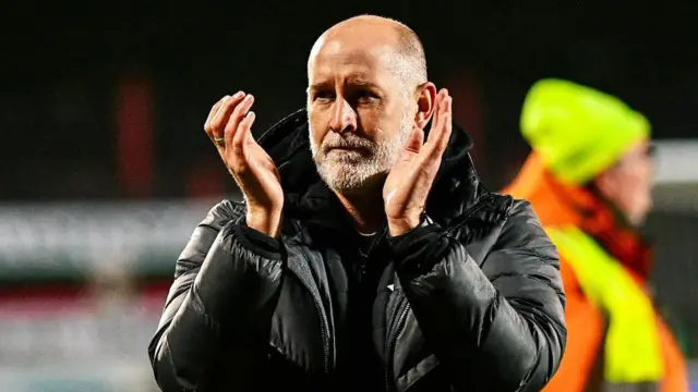 Gary Haveron appaluds his players after Friday night's game