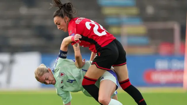 Sophie Ingle fouled