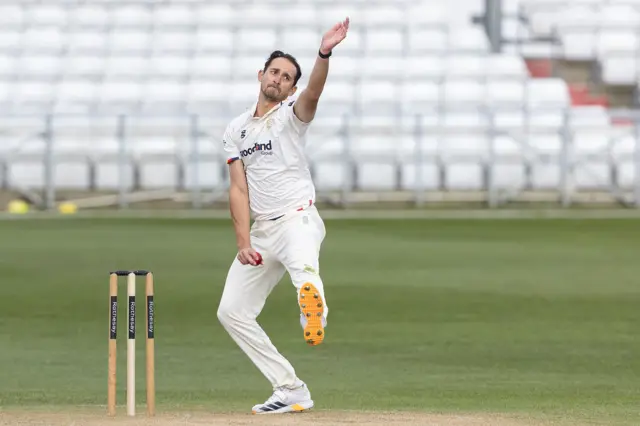 Zaman Akhter bowling