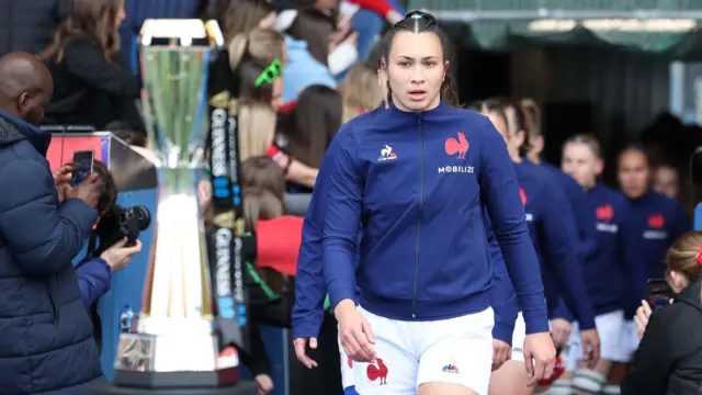 Manae Feleu