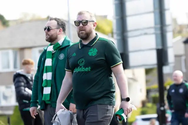 Celtic Fans arrive during a Scottish Gas Scottish Cup semi-final match between Celtic and St Mirren at Barclays Hampden, on April 19, 2026, in Glasgow, Scotland