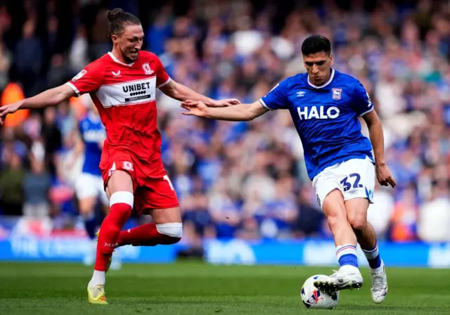 Ipswich Town's Marcelino Nunez and Middlesbrough's Luke Ayling battle for the ball