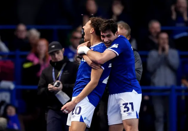 Ipswich celebrate