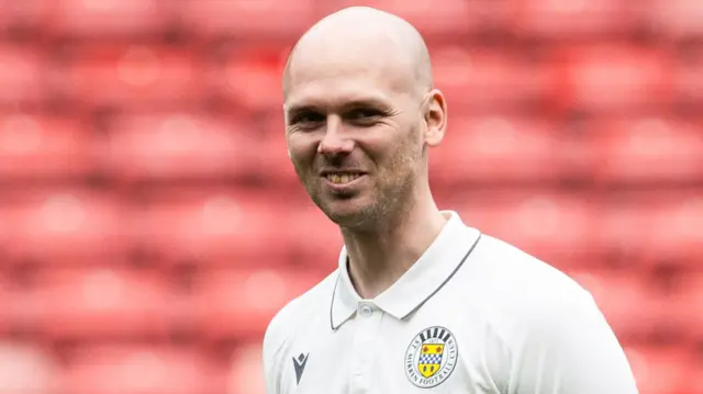 St Mirren manager Craig McLeish