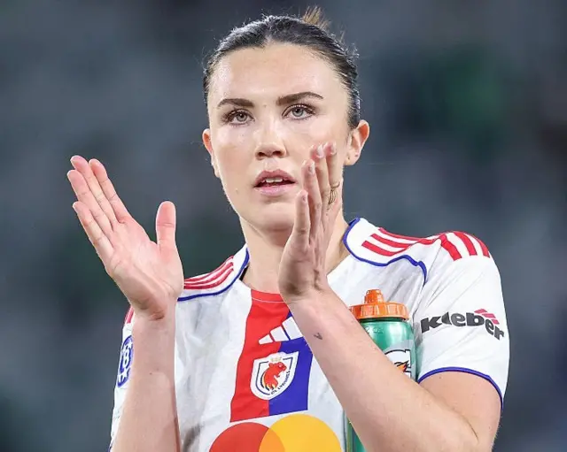Engen claps the fans after last week's defeat