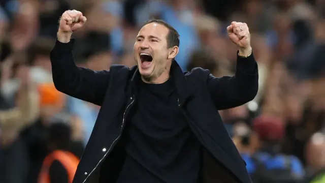 Frank Lampard celebrates