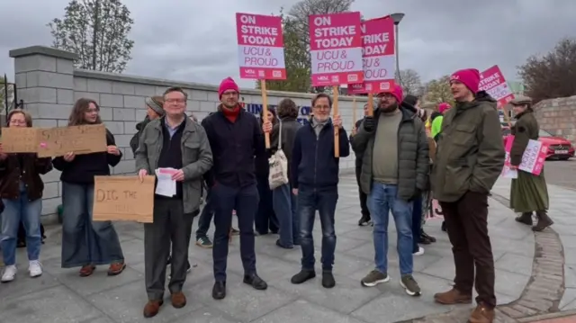 Aberdeen University strike action by UCU