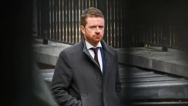 Morgan McSweeney walks into Downing Street with a stern face