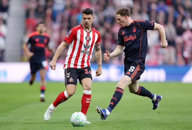 Xhaka dribbles through midfield