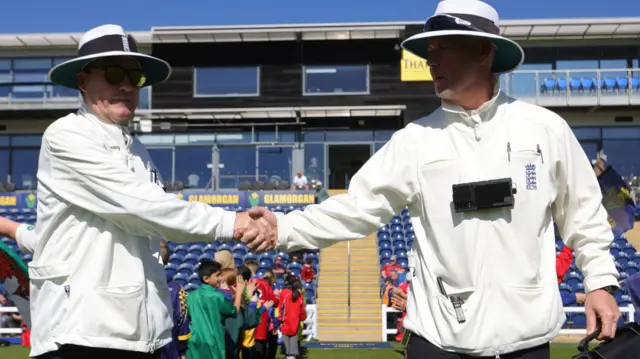Umpires Steve O'Shaughnessy and Ian Blackwell at Cardiff