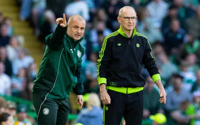 Shaun Maloney and Martin O'Neill look on anxiously