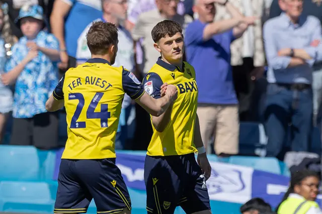 Will Lankshear celebrates scoring for Oxford against Sheffield Wednesday