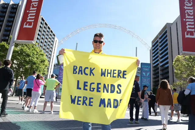 Southampton fans at Wembley