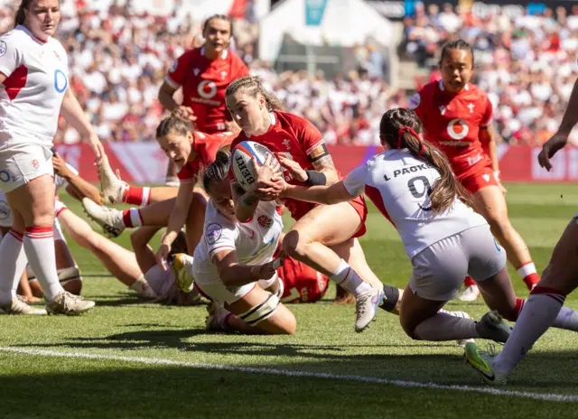 Wales score a try