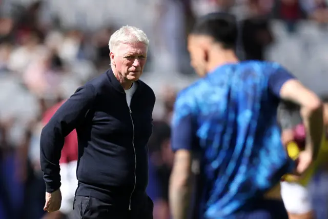 Manager of Everton, David Moyes looks on